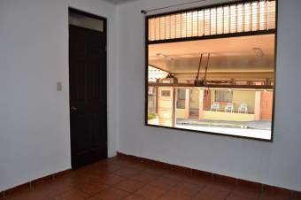 se vende casa con excelente ubicacion en santa barbara 20-95