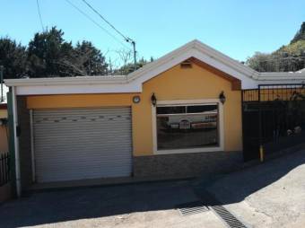 se vende linda casa en santa barbara heredia 20-530