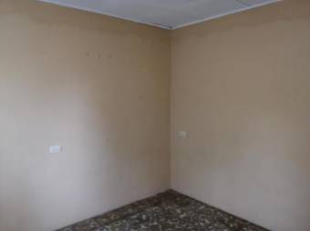 se vende propiedad con dos casa  y un apartamento 20-71