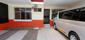 se vende casa en goigochea 20-596