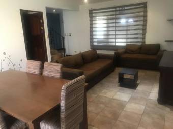 se vende casa en guachipelin norte 20-599