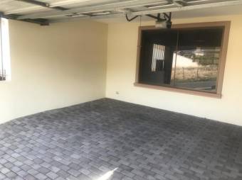 se vende casa en guachipelin norte 20-599