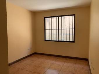 se vende casa en san joaquin de flores 