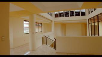 se vende espectacular casa en Rhormoser 19-499