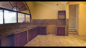 se vende espectacular casa en Rhormoser 19-499