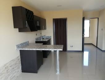 TERRAQUEA Apartamento en un segundo nivel dentro de condominio