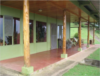 TERRAQUEA Viva en un Paraíso verde cerca de la ciudad. Finca de 60 000 m2