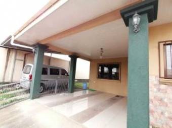 Estupenda casa con apartamento en San Isidro, Heredia. #20-262