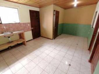 Estupenda casa con apartamento en San Isidro, Heredia. #20-262