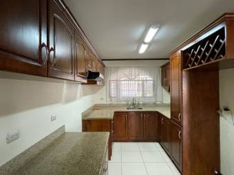 ALQUILER CASA BELEN HEREDIA MLS-21-1567