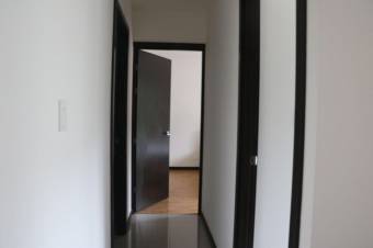 Exclusivo Apartamento   en  SantaAna.  Venta   CG-20-715