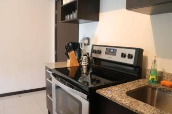 Exclusivo Apartamento   en  SantaAna.  Venta   CG-20-715