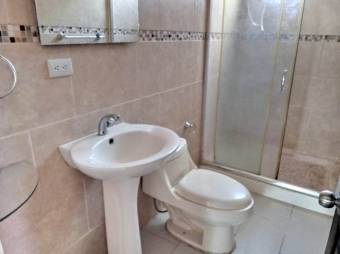 Bonito  Apartamento  en  Guápiles Centro.  En Alquiler 