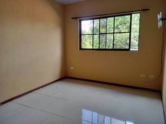 Bonito  Apartamento  en  Guápiles Centro.  En Alquiler 