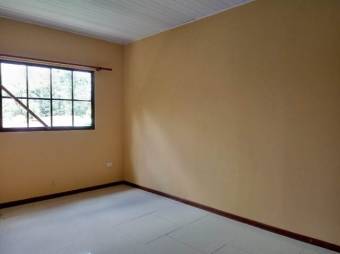 Bonito  Apartamento  en  Guápiles Centro.  En Alquiler 