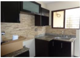 Venta de casa ubicada en  San José, Guadalupe, Mata de Plátano