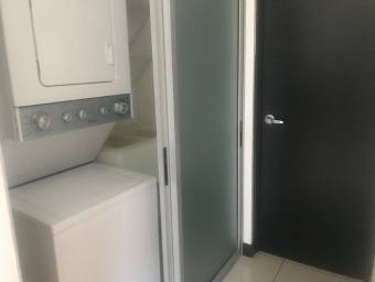 Se alquil apartamento con liena blanca en Rio Oro Santa Ana  22-1793