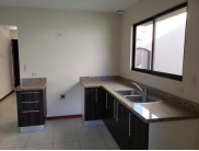 Venta de casa ubicada en Heredia, Ulloa, Carpintera