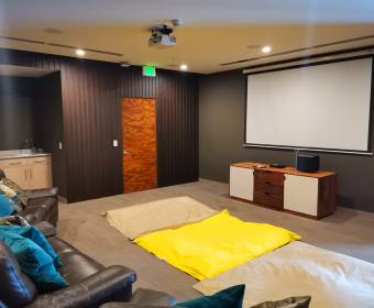 Beautiful 2 bedroom apartment in condominium in San Francisco de Heredia.https//brappi.com/add-list