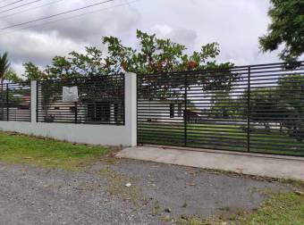 Espectacular casa en Venta,  Guapiles     CG-20-2163