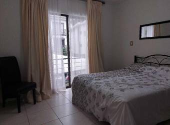 Se alquila apartamento amoblado en cariaria belen 22-1782