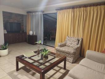 Casa en venta en Alajuela, Alajuela. RAH 22-1792