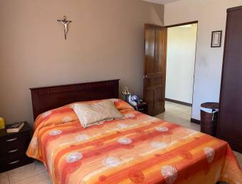 Casa en venta en San Francisco de Heredia. RAH 22-1486