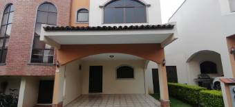 Venta de casa ubicada en San José, Alajuelita, San Felipe.