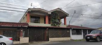 Estupenda casa en Venta, Guapiles centro             CG-21-1431