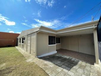 Casa en venta en El Coyol, Alajuela. RAH 22-854