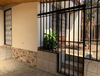 Casa en venta en San Rafael, Heredia. RAH 22-1785