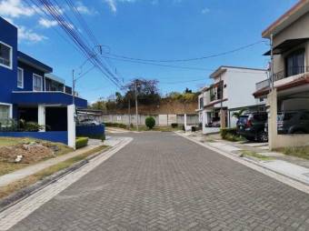 MLS-22-1967 VENTA LOTE MONTES DE OCA SAN JOSE