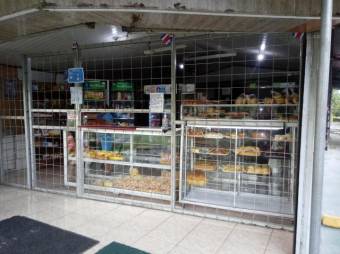 Excelente Local Comercial en Venta, Guapiles centro        CG-20-1309, $ 215,000, 5, Limón, Pococí