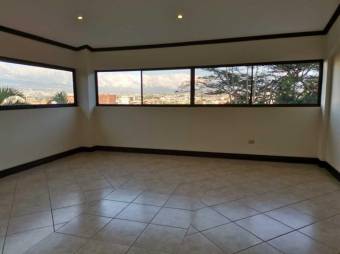 MLS-22-1392 VENTA CASA ESCAZU CENTRO