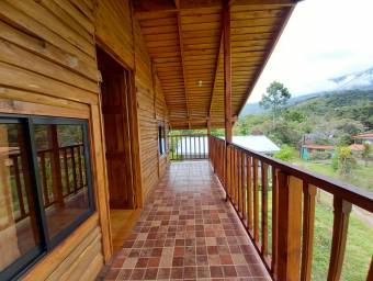 Casa en venta en Turrialba, Cartago. RAH 22-1384