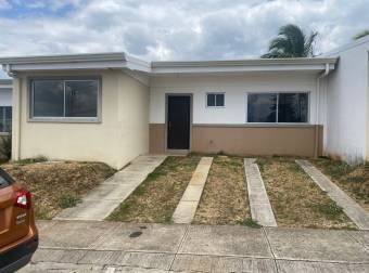 Venta de casa ubicada en Heredia, Santa Bárbara, San Juan