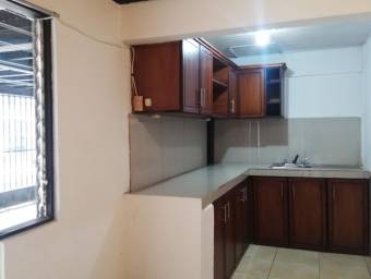 se alquila apartamento en sabana sur 22-2018