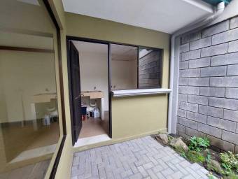 Casa en Venta en Santa Lucía de Barva, Heredia MLS #23-1112 CL