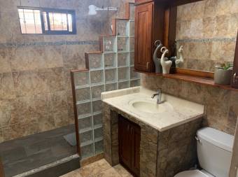 Casa en Venta en Aserrí, San José. RAH 23-2281