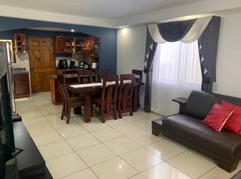 Casa en Venta en Aserrí, San José. RAH 23-2281