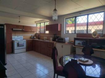 Casa en Venta en Goicoechea, San José. RAH 23-2284