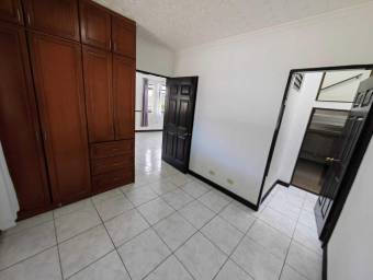 Casa en Venta en San Francisco de Heredia MLS #23-487 CL