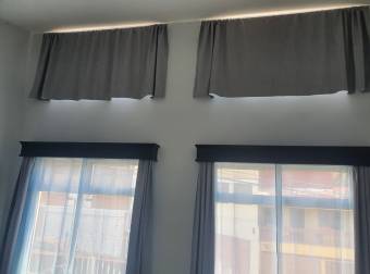 HERMOSA CASA  GRANDE 2 PISOS CEMENTO 3 CUARTOS 3 BAÑOS,TERRAZA