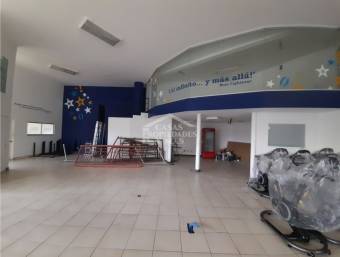 ALQUILER DE LOCAL COMERCIAL, CENTRO COMERCIAL EN CARTAGO, 350m2