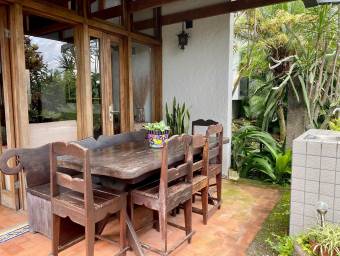 Casa en Venta en Escazú, San José. RAH 23-2271