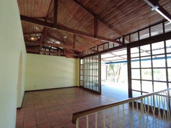 MLS-23-2338 VENTA CASA CIUDAD COLON SAN JOSE 