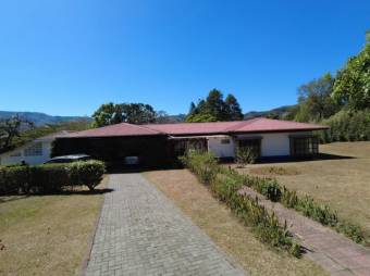 MLS-23-2338 VENTA CASA CIUDAD COLON SAN JOSE 