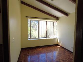 MLS-23-2338 VENTA CASA CIUDAD COLON SAN JOSE 