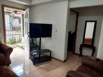 Apartamento en venta en Pozos, Santa Ana. RAH 23-2287