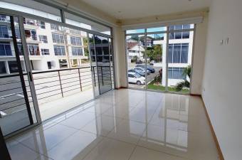 Apartamento en Venta en Santa Ana, San José. RAH 23-1662